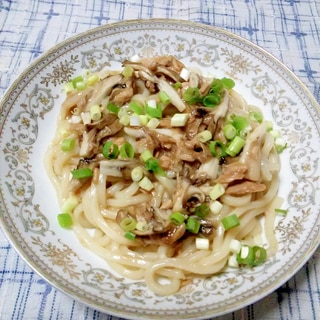 ☆ツナ舞茸バター醤油焼きうどん☆